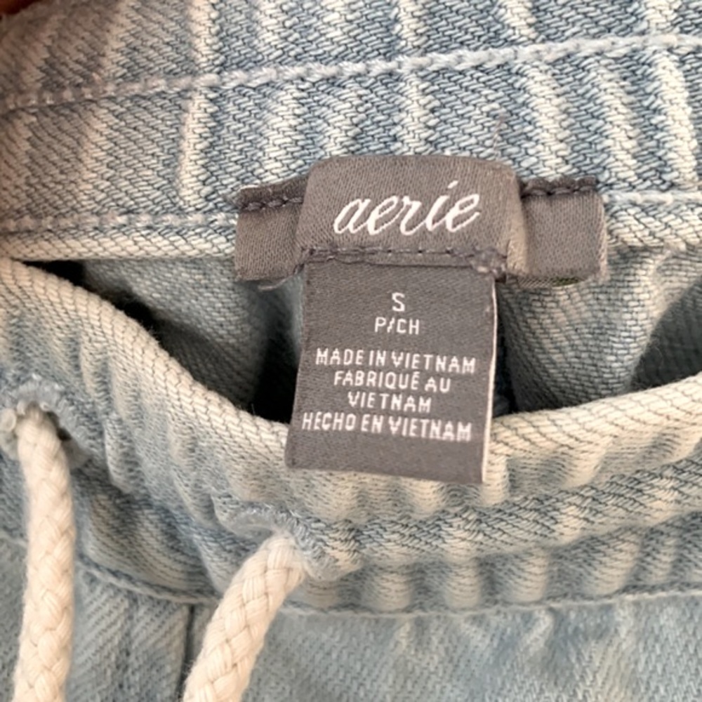 Aerie • Chambray Frayed Jean Shorts With Elastic Drawstring Waist Size Small - Picture 3 of 8